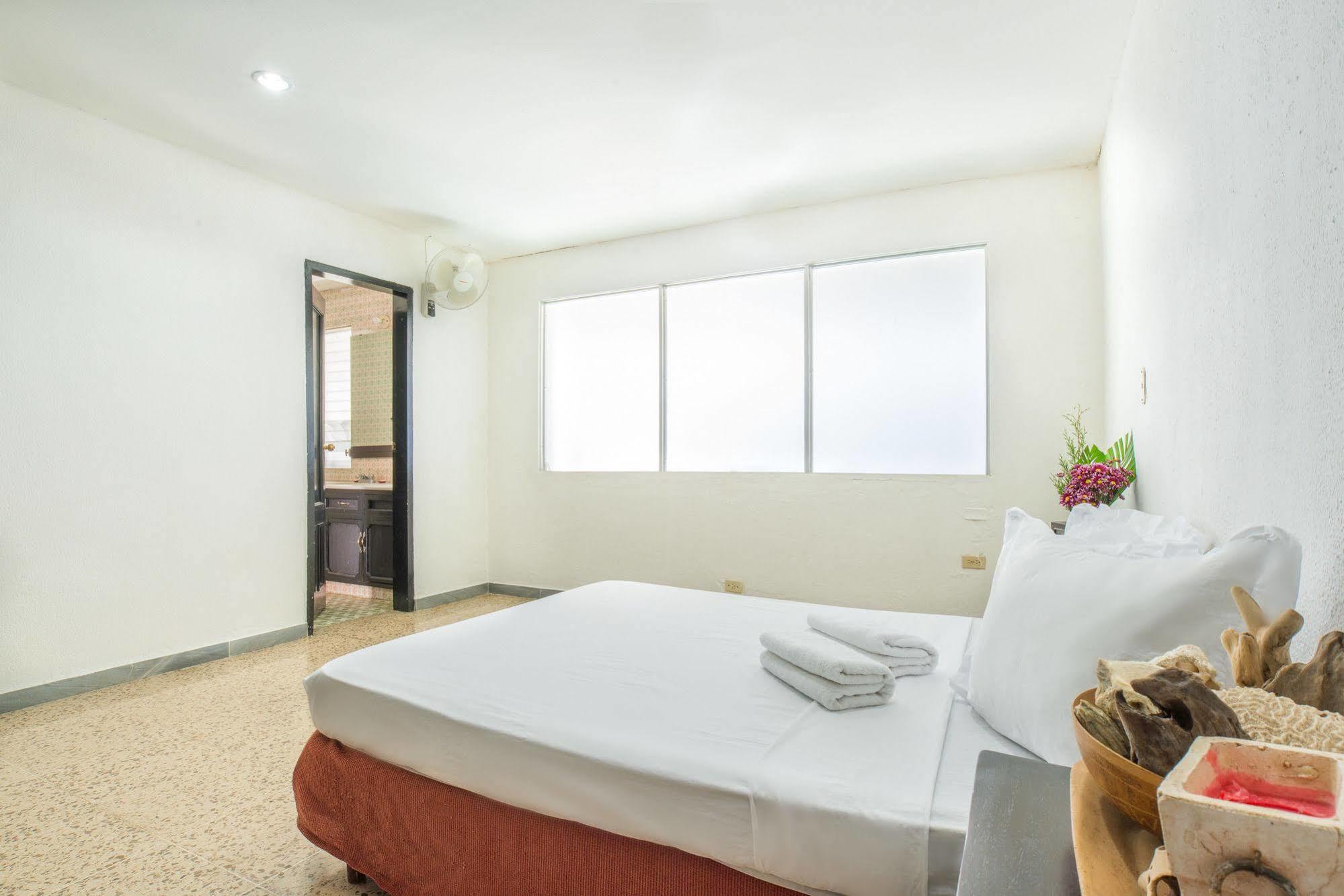 Pandora Hostel Манагуа Экстерьер фото